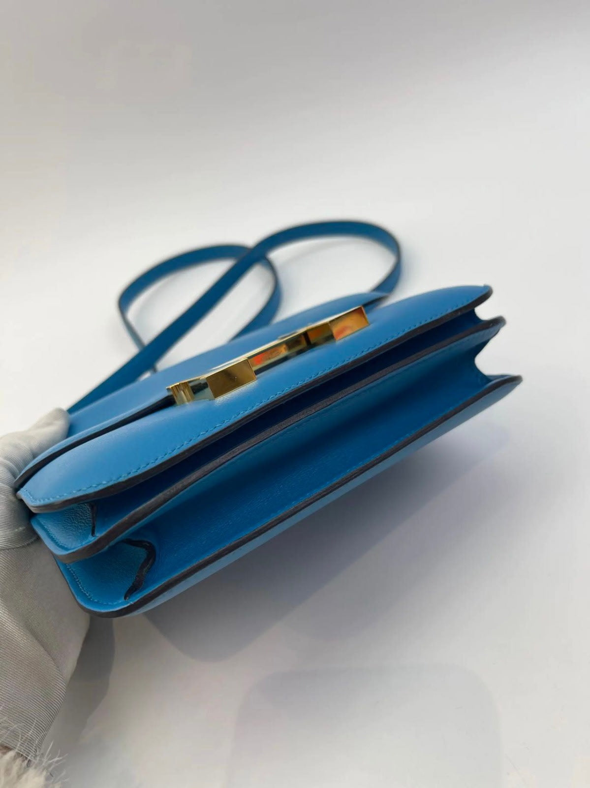 HERMES Constance 18 Mini, Bleu Zanzibar Evercolor, Gold Hardware, 2021 | Shop Authentique Lux