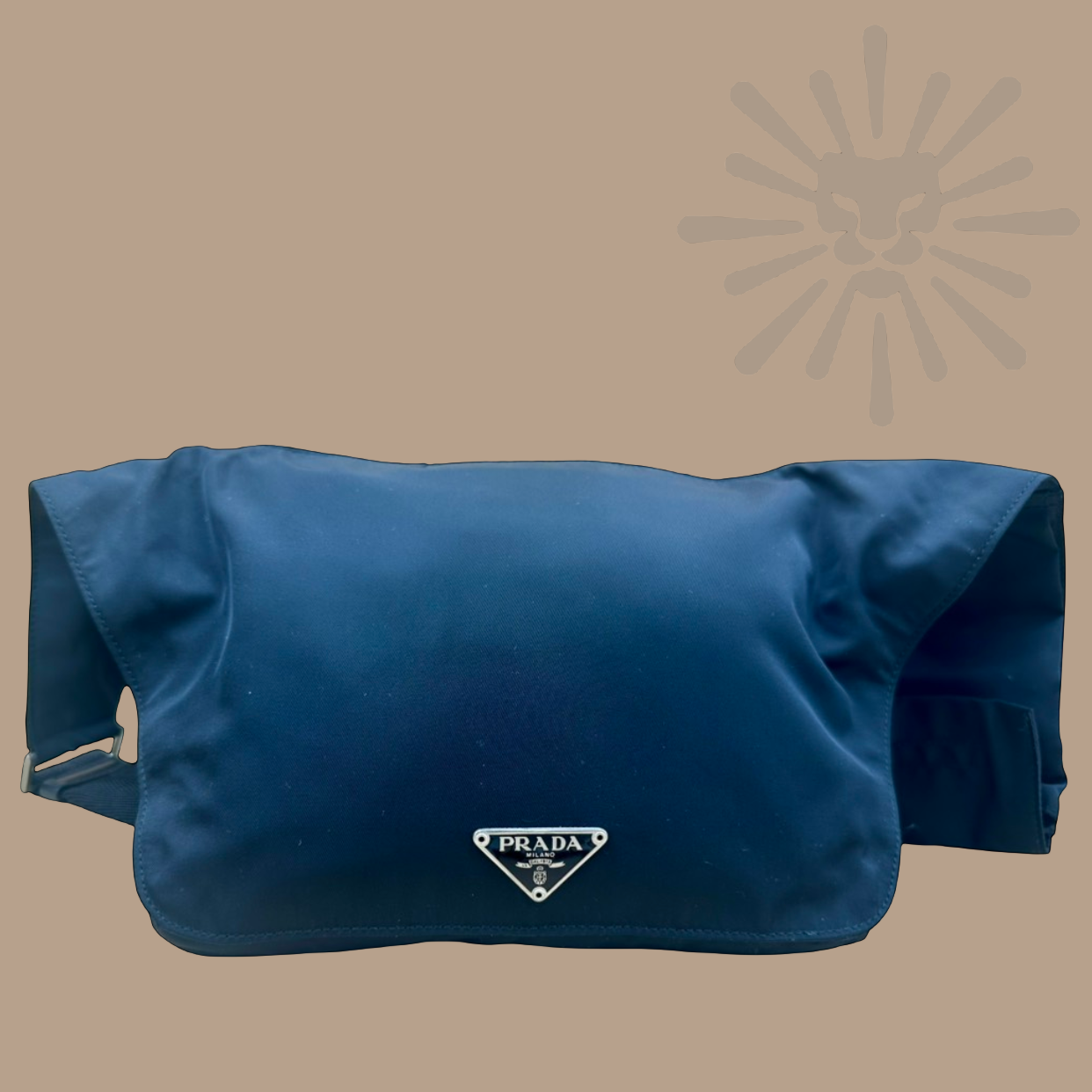 Prada black nylon messenger crossbody silver logo triangle I Authentique Luxury I 100% authentic Prada