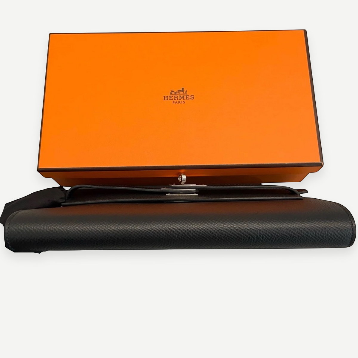 HERMÈS Noir Epsom Kelly Wallet, Palladium Hardware, 2021 | Shop Authentique Lux