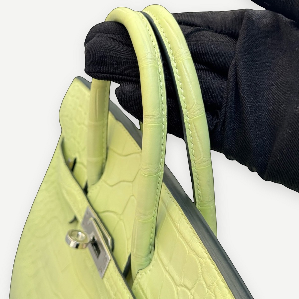 HERMÈS Birkin 25, Matte Crocodile, R9 Tender Sprout Green / Vert Criquet, Palladium Hardware, 2021 | Shop Authentique Lux