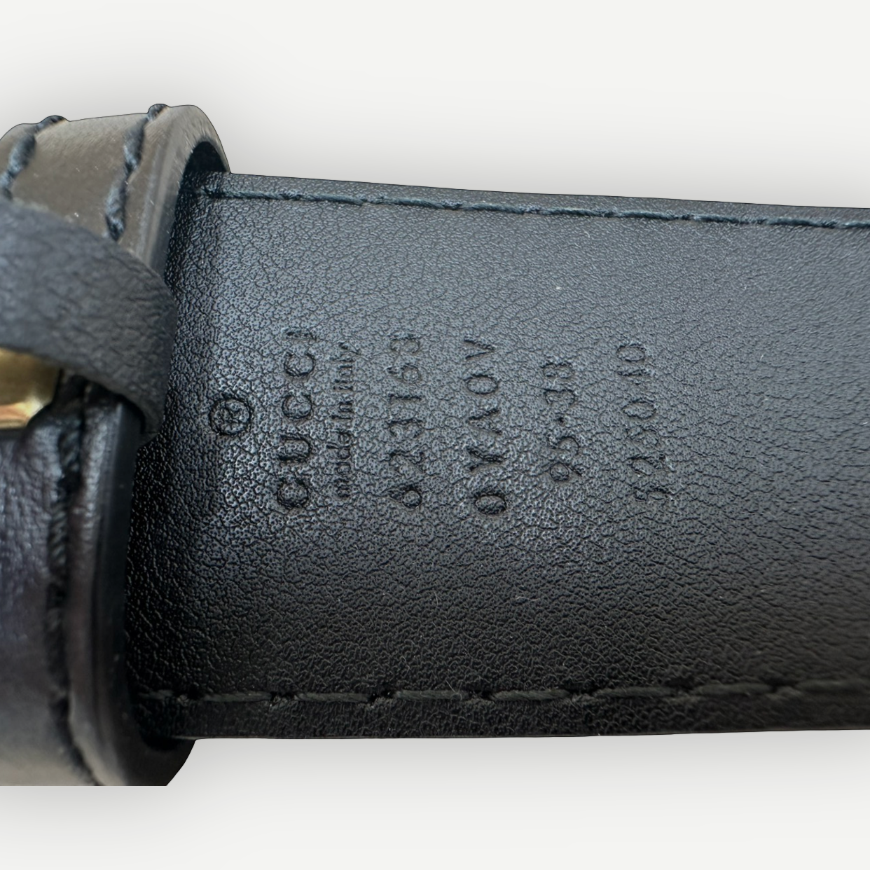 Gucci Lion Head Belt, Black Leather, Gold Hardware | Shop Authentique Luxv
