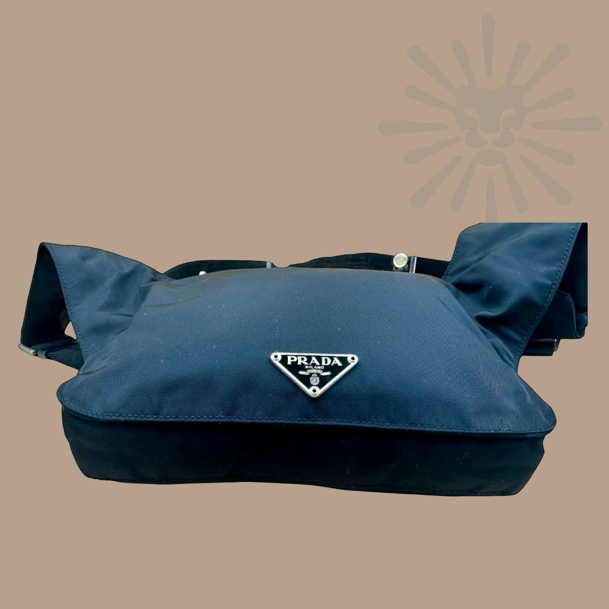 Prada black nylon messenger crossbody silver logo triangle I Authentique Luxury I 100% authentic Prada