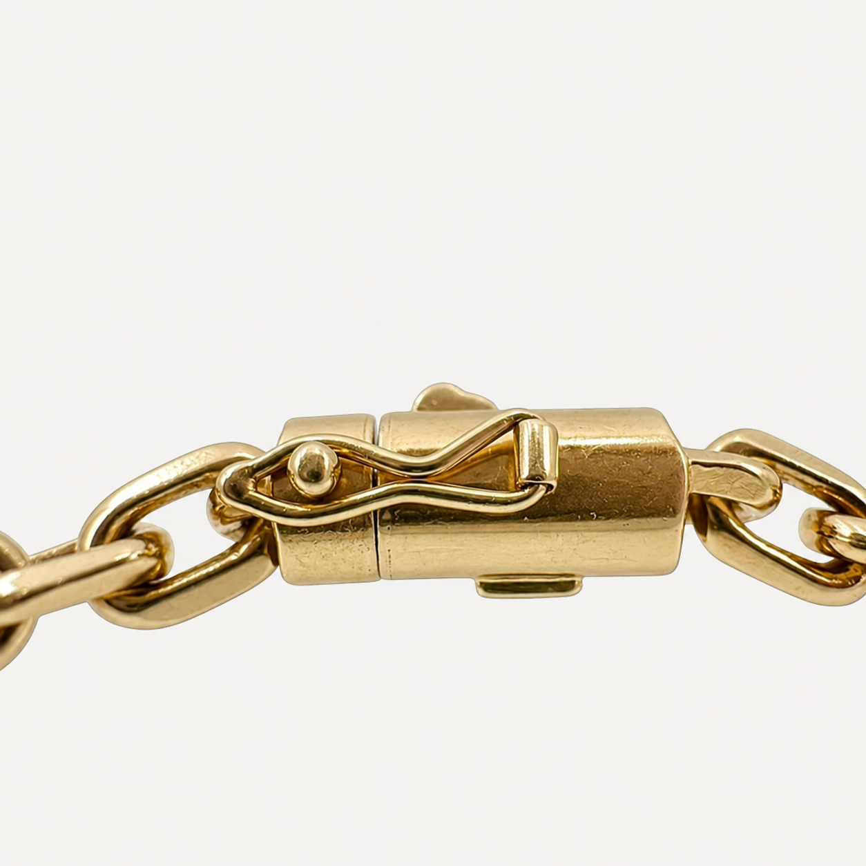 Tiffany & Co. Vintage Solid 18K Yellow Gold Heavy Cable Link Chain Necklace, 31g., 18 in. | Shop Authentique Lux