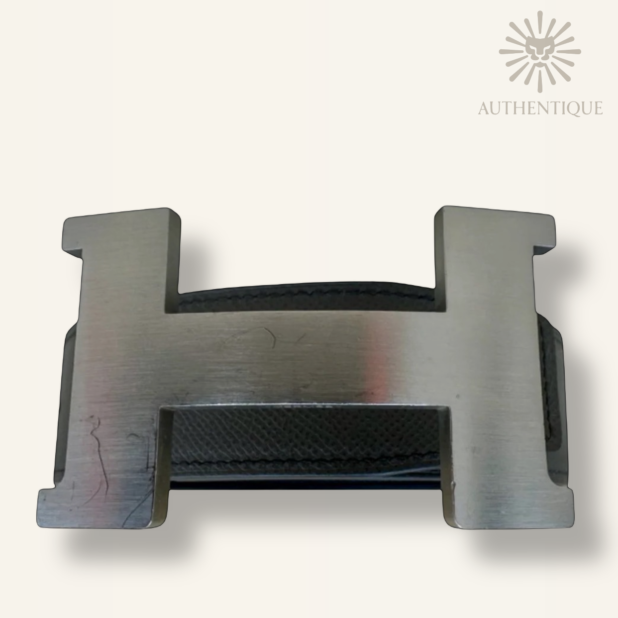 Hermès 38mm Constance Reversible Belt in Black and Grey, size 90 cm I Authentique Lux