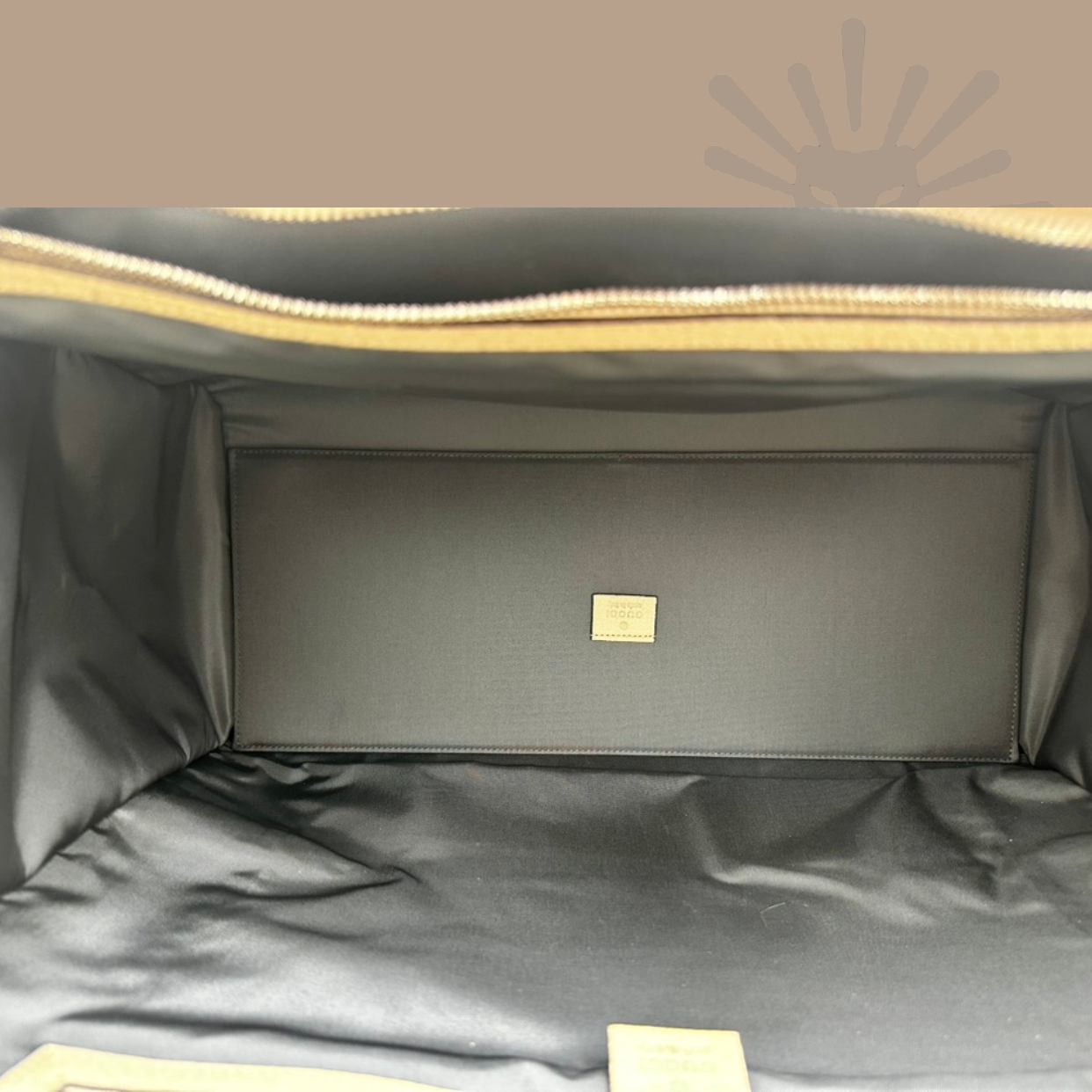 Gucci Off The Grid Econyl GG Tote with Leather Trim and Detachable Strap – Authentique Luxury