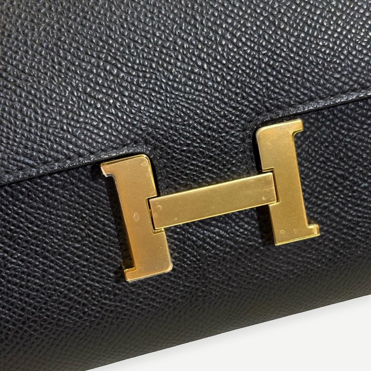 HERMÈS Noir Epsom Constance To Go, rear view | Shop Authentique Lux