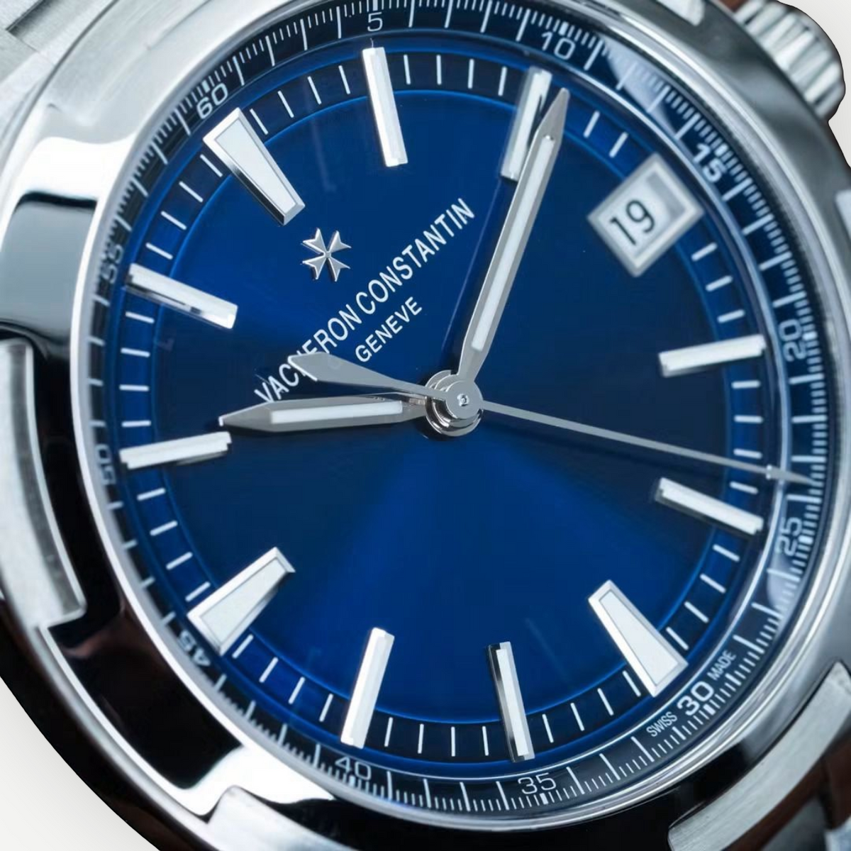 Vacheron Constantin Overseas 4500V/110A-B128, Blue Dial, 2022 | Shop Authentique Lux