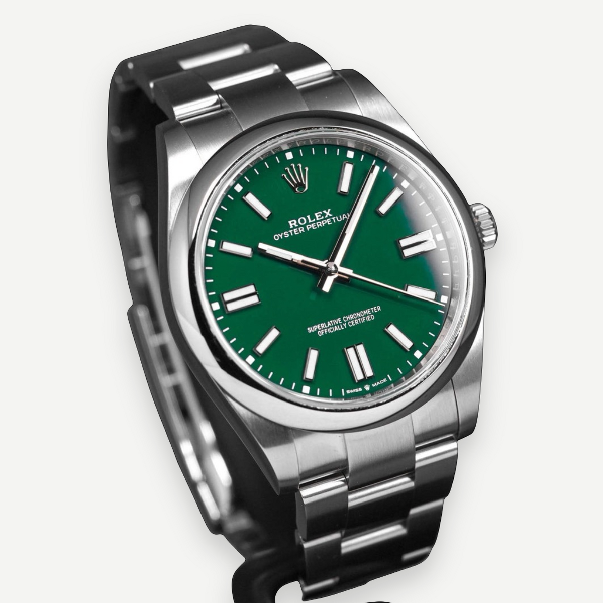 Rolex Oyster Perpetual 41 124300, Green Dial, Oystersteel, Full Set, 2026 | Shop Authentique Lux