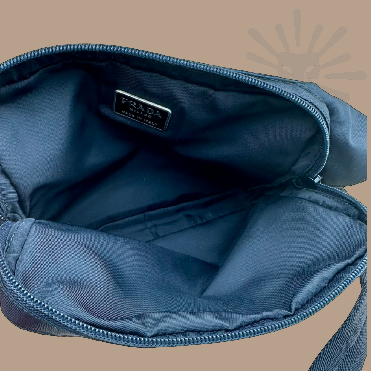 Prada black nylon messenger crossbody silver logo triangle I Authentique Luxury I 100% authentic Prada