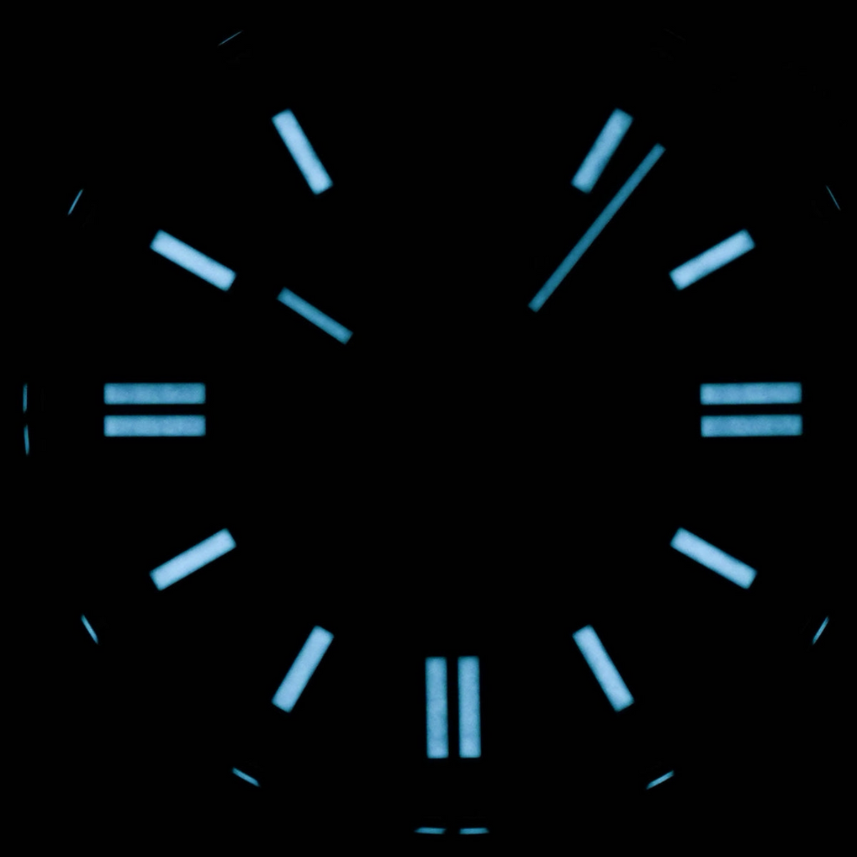Rolex Oyster Perpetual 41 124300, Green Dial, Oystersteel, Full Set, 2026 | Shop Authentique Lux