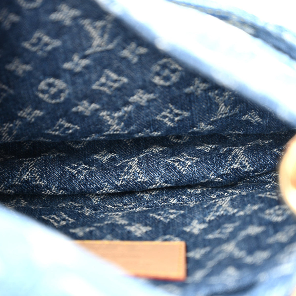 LOUIS VUITTON Sunset bag, interior Monogram textile and pocket | Shop Authentique Lux