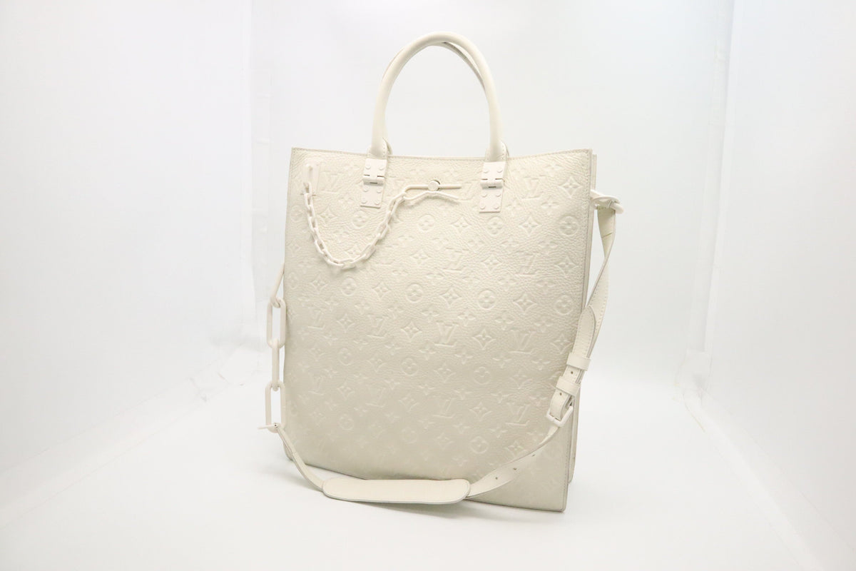 Louis Vuitton Sac Plat ivory side profile with shoulder strap | Shop Authentique Lux