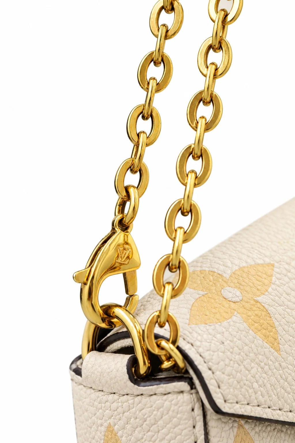 Louis Vuitton Pochette Félicie chain attachment detail | Shop Authentique Lux