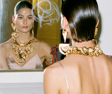 Discover the finest in authenticated designer jewelry at AUTHENTIQUE LUXURY—featuring iconic pieces from Cartier, Tiffany & Co., Van Cleef & Arpels, and more. Worn by confident women, men, and non-binary trendsetters across major cities, each piece tells a story of timeless elegance. From rare vintage finds to modern classics, our expertly curated collection brings brilliance to every identity. Authentic, inclusive, unforgettable—luxury redefined.