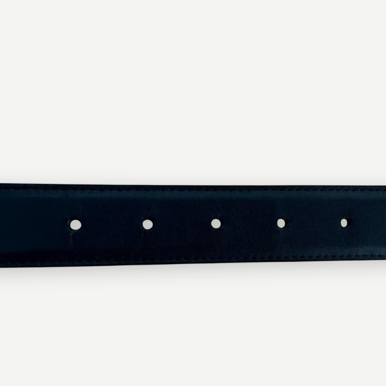 Gucci Skinny G-Buckle Belt, Black Leather, Silver Hardware, Size 80/32 | Shop Authentique Lux