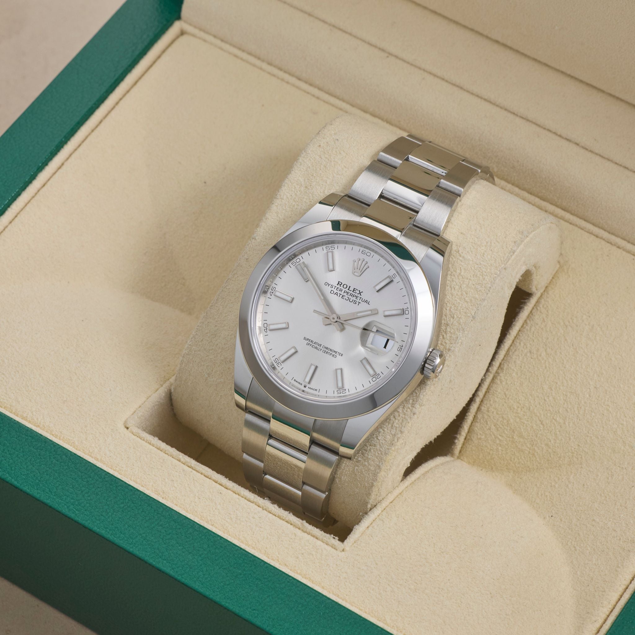Rolex Datejust 41 126300, Silver Baton Dial, Oystersteel, Full Set, 2026 | Shop Authentique Lux