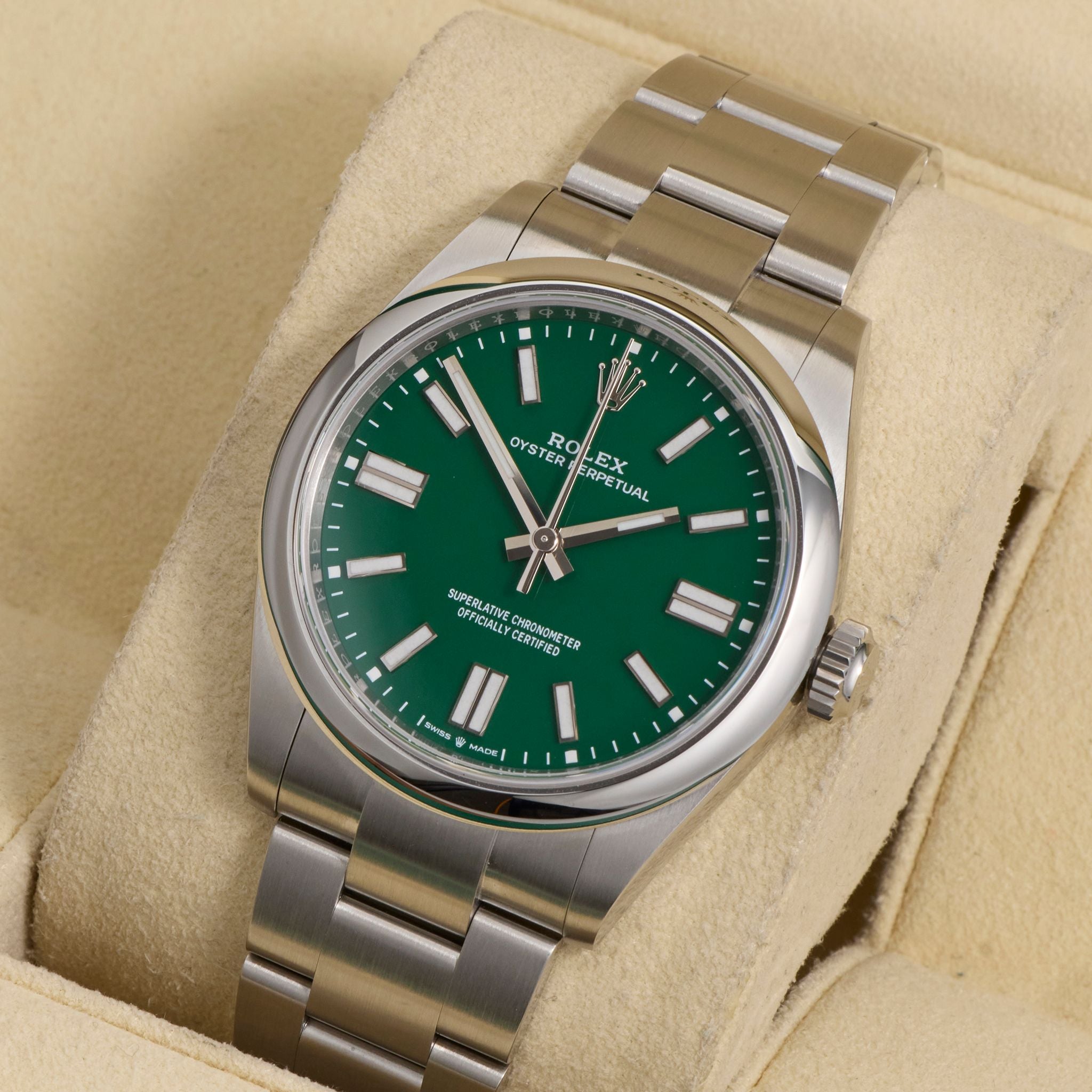 Rolex Oyster Perpetual 41 134300, Mint Green Dial, Oystersteel, Full Set, 2026 | Shop Authentique Lux