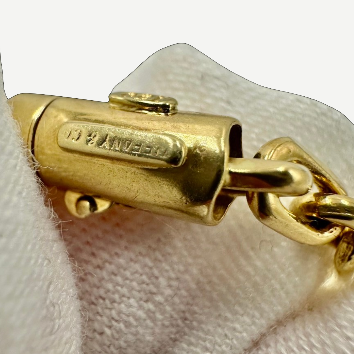Tiffany & Co. Vintage Solid 18K Yellow Gold Heavy Cable Link Chain Necklace, 31g., 18 in. | Shop Authentique Lux