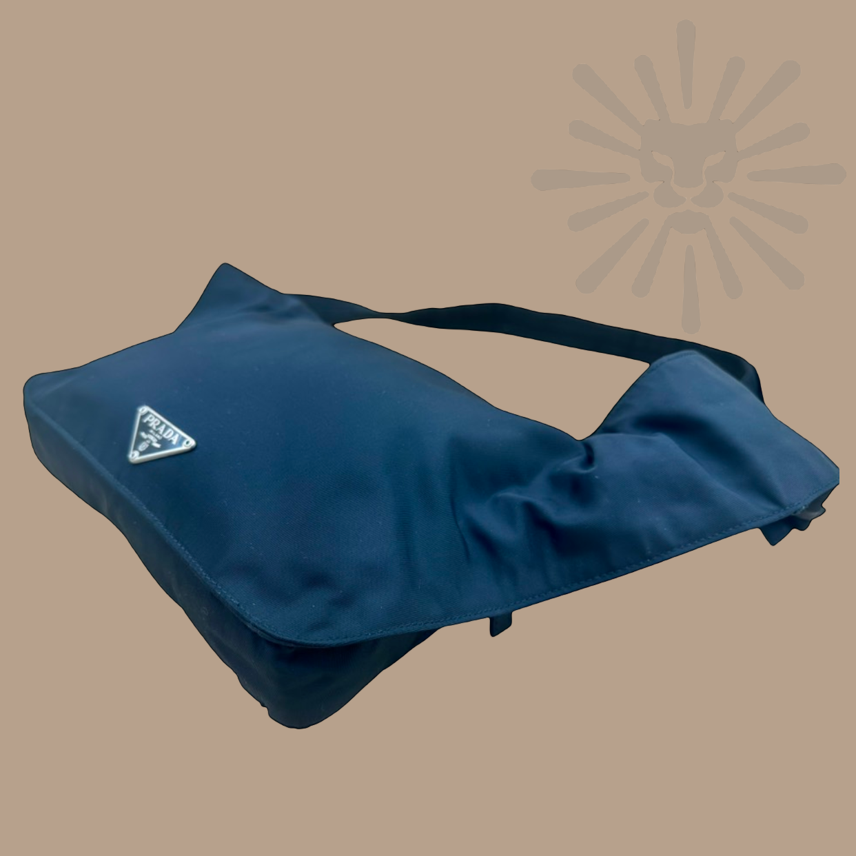 Prada black nylon messenger crossbody silver logo triangle I Authentique Luxury I 100% authentic Prada