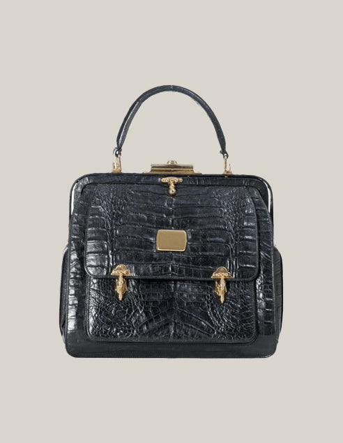 “Valentino Garavani vintage alligator top handle bag authentic Italian exotic luxury”
“Close-up alligator skin detail vintage Valentino Garavani collectible handbag”