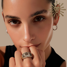 Cartier Bombay Ring 18K yellow gold size 6 Cartier 52 pre-owned with original box I
Authentique Lux