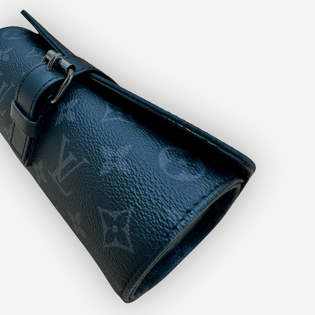 Louis Vuitton Étui 3 Montres Watch Case, Monogram Eclipse Canvas | Shop Authentique Lux