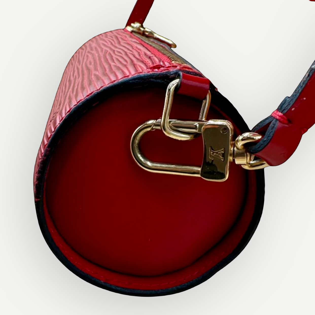 Louis Vuitton Papillon Pochette, Red Epi Leather, 2005 | Shop Authentique Lux