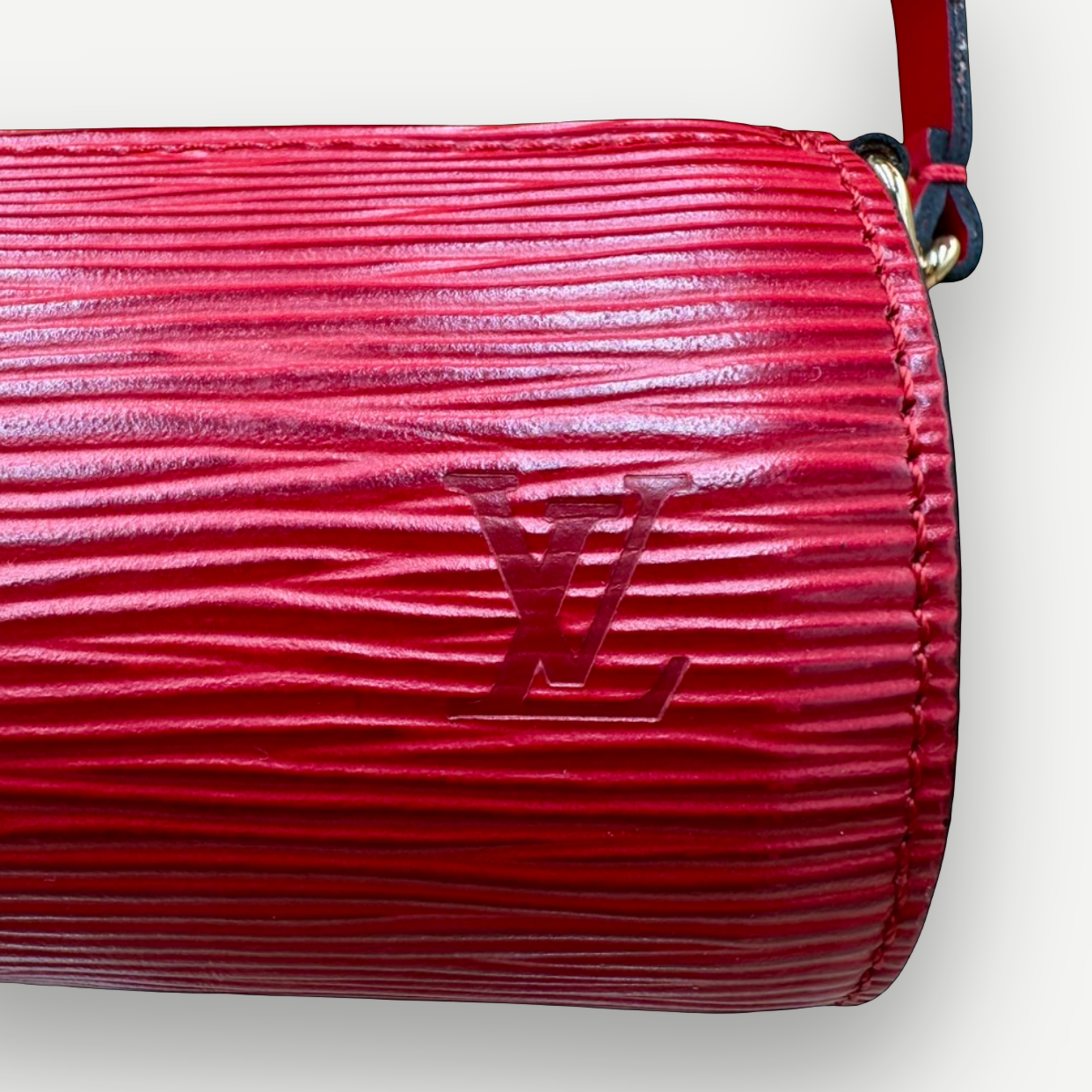 Louis Vuitton Papillon Pochette, Red Epi Leather, 2005 | Shop Authentique Lux
