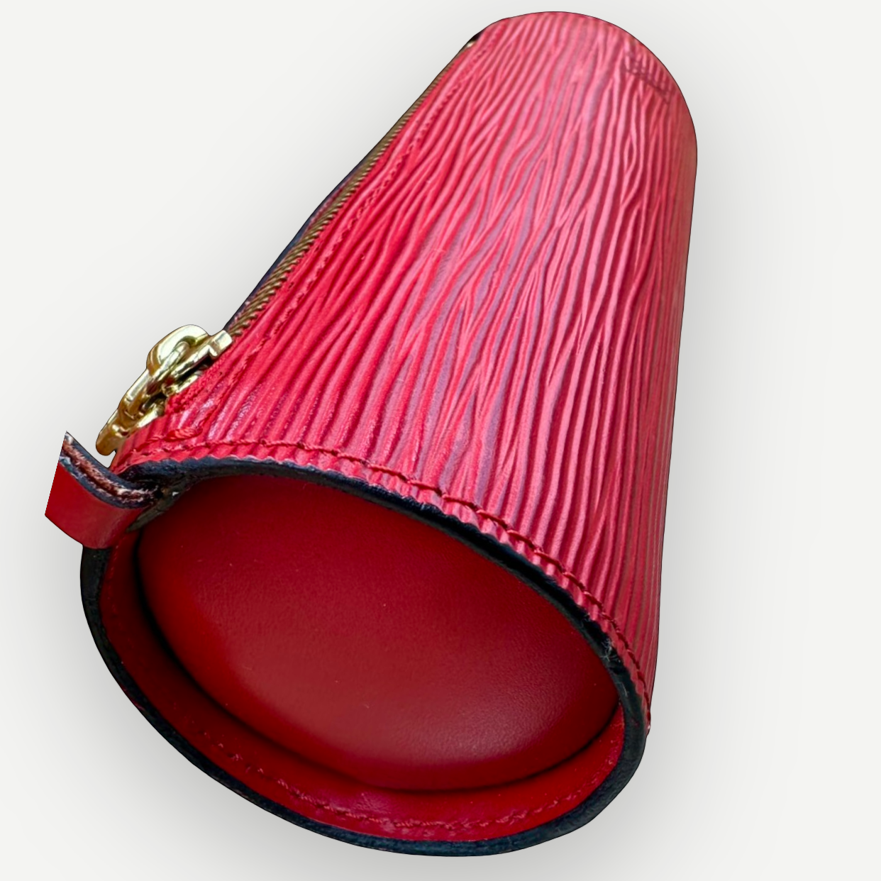 Louis Vuitton Papillon Pochette, Red Epi Leather, 2005 | Shop Authentique Lux