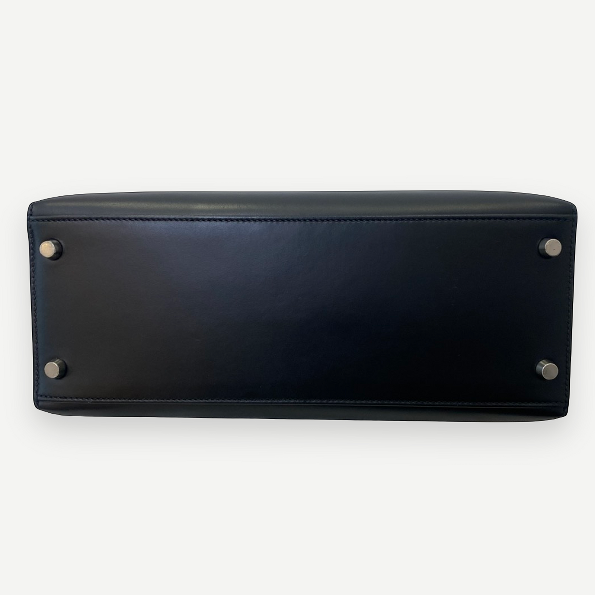 Hermès Kelly 28 Sellier, Noir Box Leather, PHW, Full Set, 2000 | Shop Authentique Lux