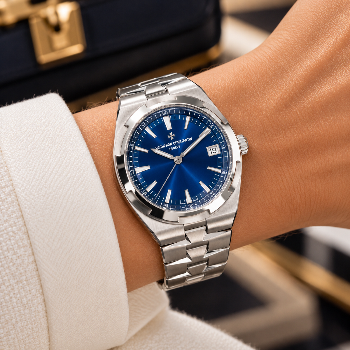 Vacheron Constantin Overseas 4500V/110A-B128, Blue Dial, 2022 | Shop Authentique Lux
