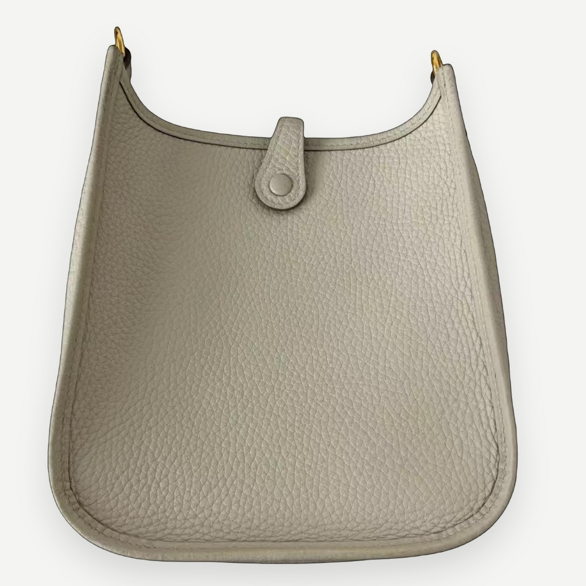 Hermès Beton Clemence Evelyne TPM 16, Gold Hardware, Full Set, B Stamp, 2023 | Shop Authentique Lux