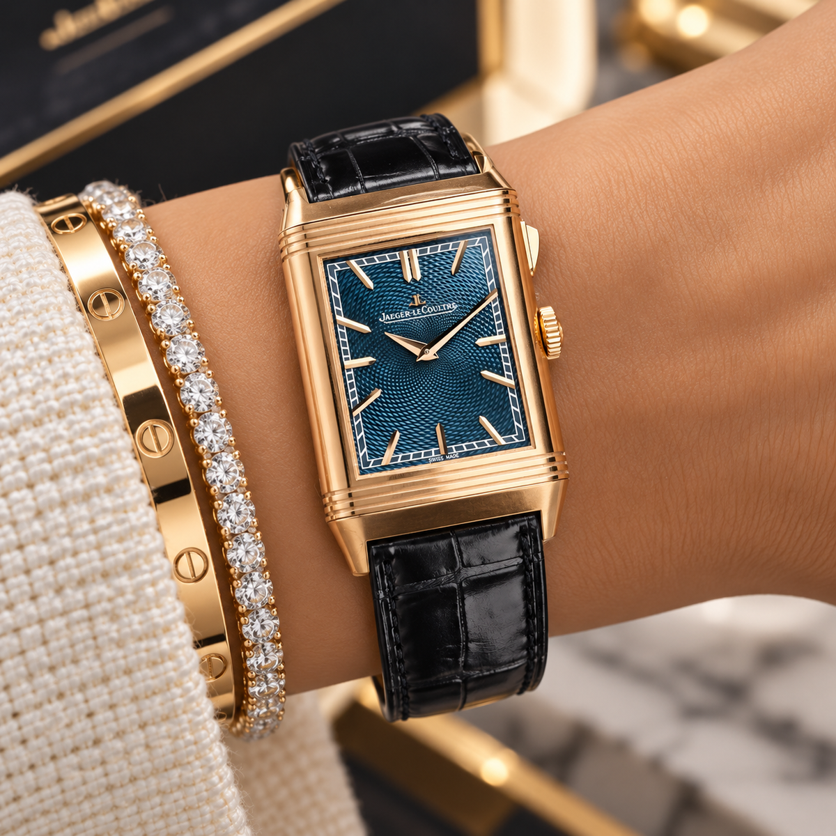 Jaeger-LeCoultre Reverso Q7122480 box and papers | Shop Authentique Lux