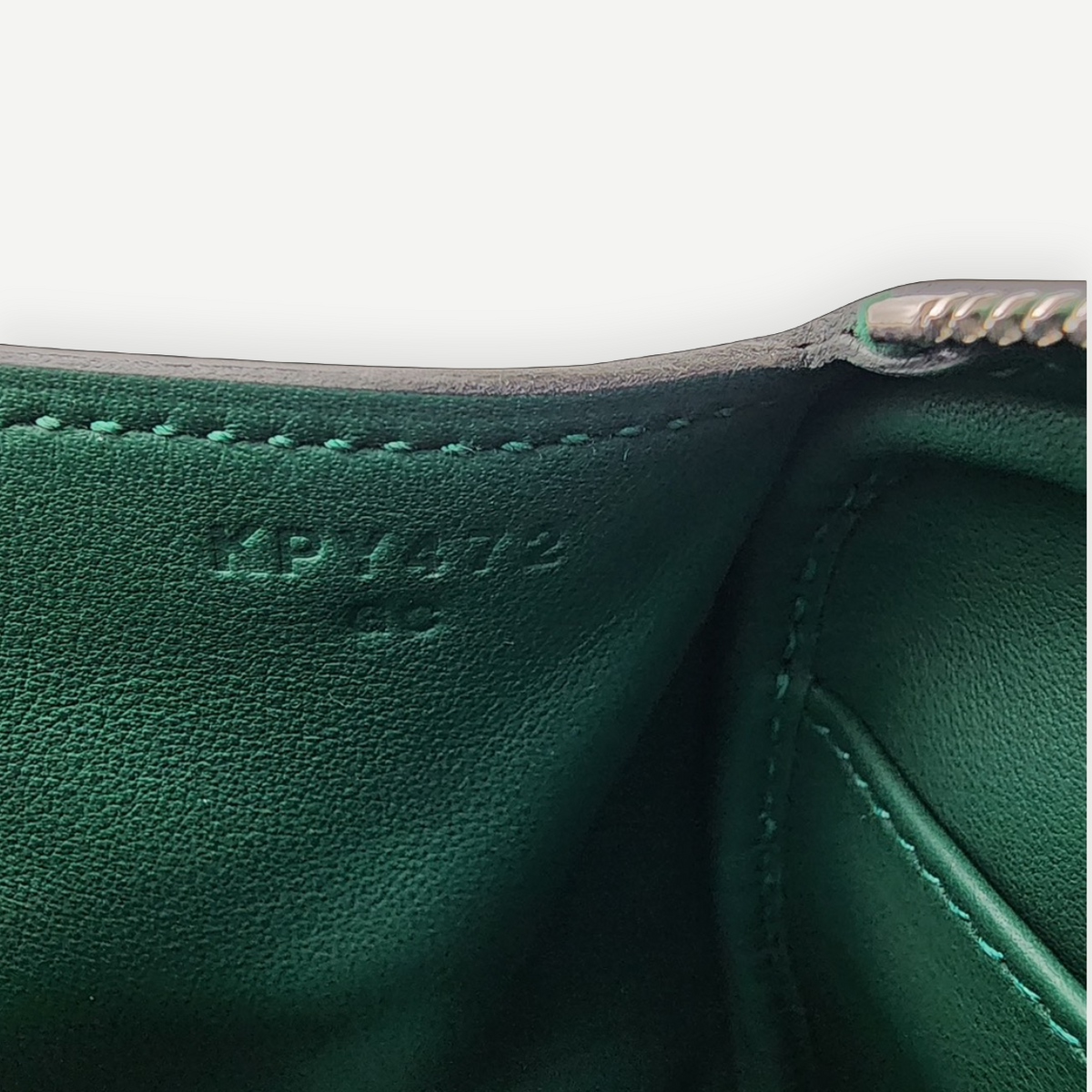 Hermès Vert Moyen Swift Mini Lindy II 20 Bag, Palladium Hardware, Full Set, K Stamp, 2025 | Shop Authentique Lux