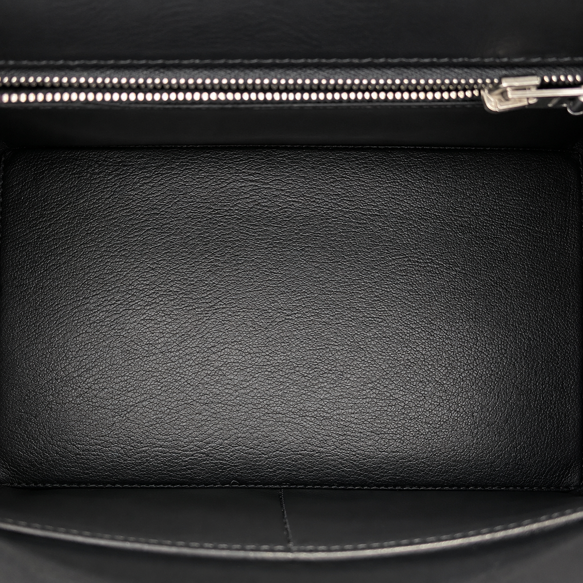Hermès Kelly 28 Sellier, Noir Box Leather, PHW, Full Set, 2000 | Shop Authentique Lux