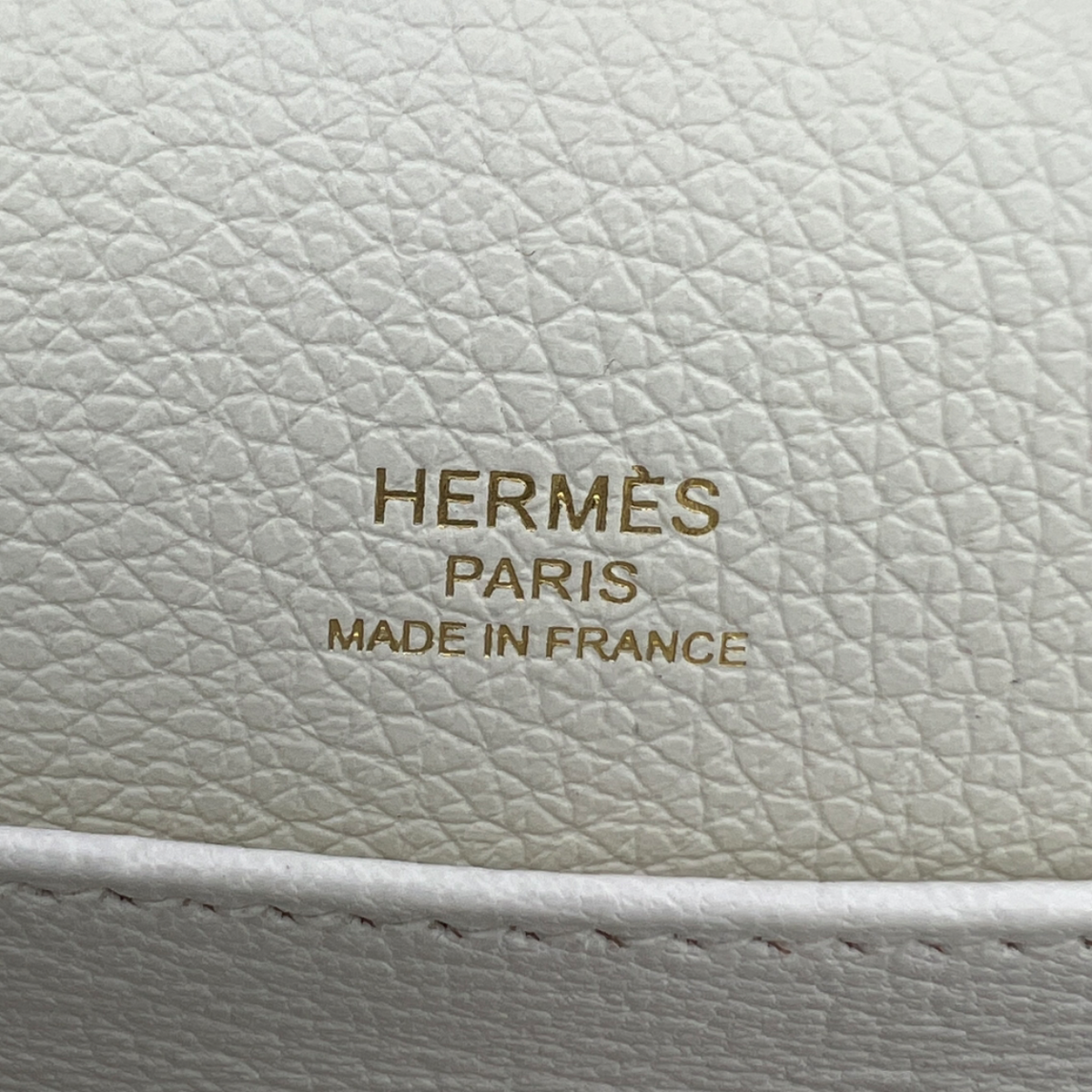 Hermès White Evercolor Roulis Mini 18 Bag, Permabrass Hardware, Z Stamp, 2021 | Shop Authentique Lux