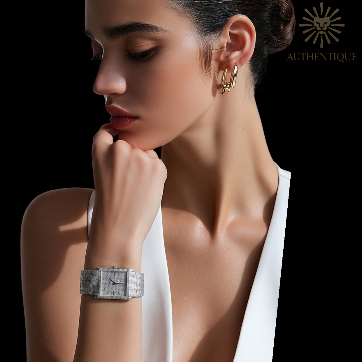 Piaget Vintage Protocole 9151B11 in 18k White Gold with "Clous de Paris" Hobnail Bezel and Silver Sunray Dial.